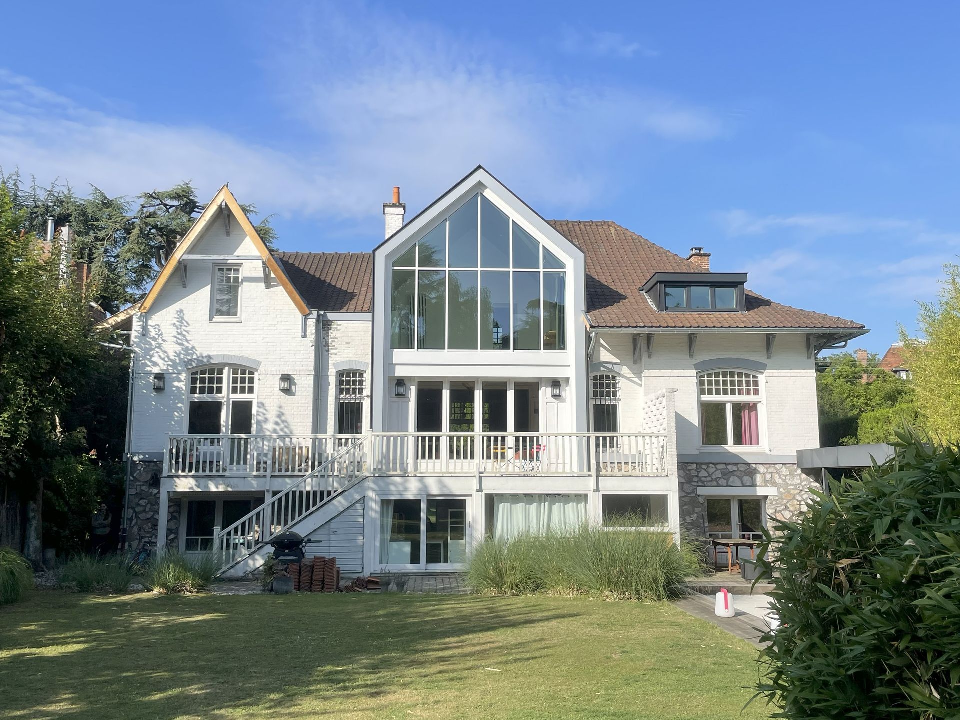 Surélévation intégrée à la villa belle époque