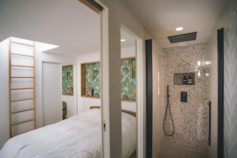 Salle de bain vitrée